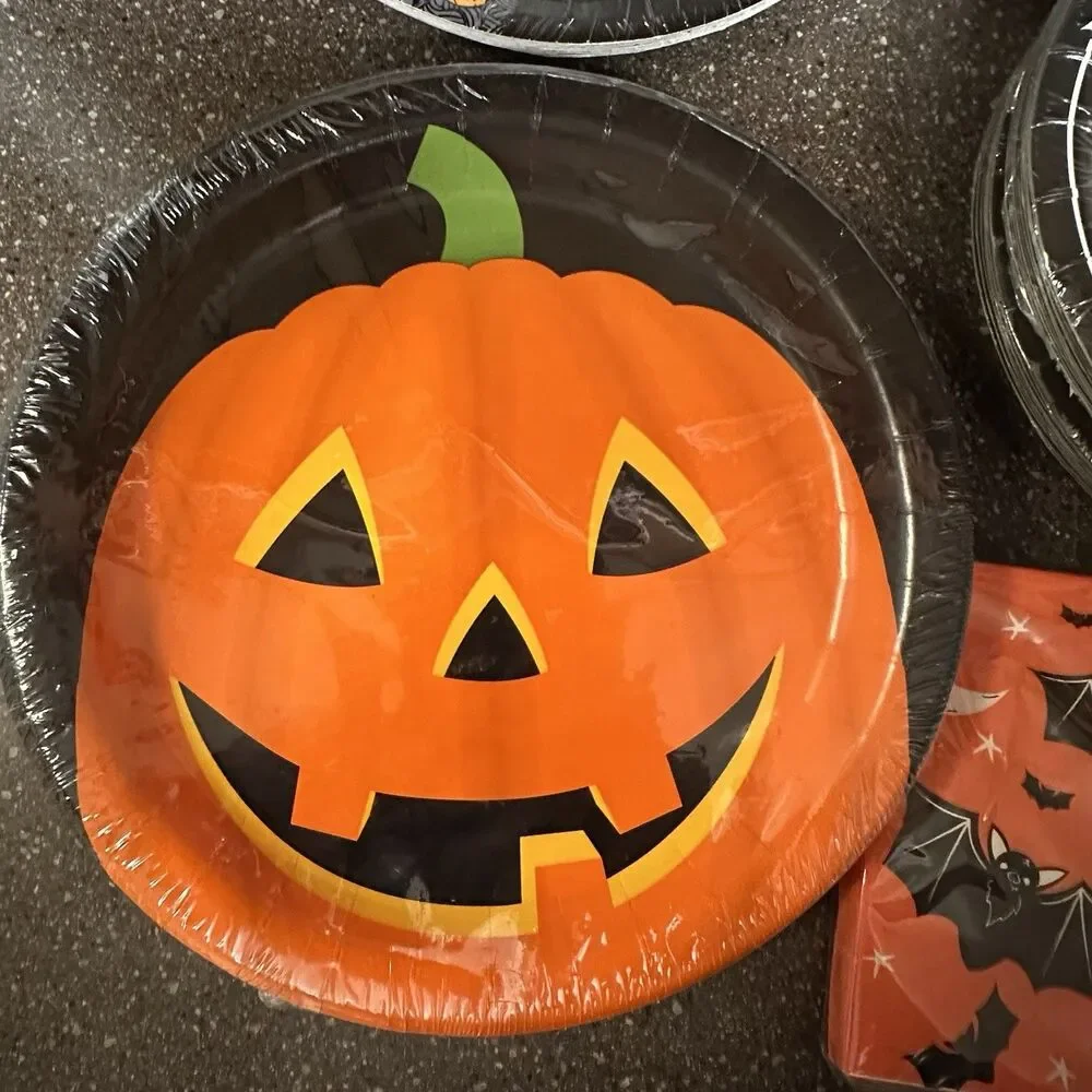 Halloween Paper Plate & Napkin Party Set – 88 Napkins, 82 Plates – Mixed Designs